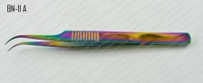 Curved tweezers with Rainbow Plasma